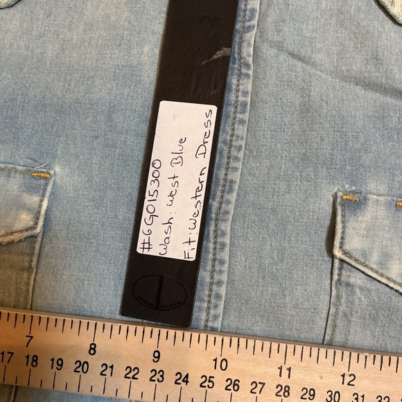 D-ID Denim Island Western Shirt Dress Small Blue New Distressed Pearl Snap Tunic - Picture 3 of 11